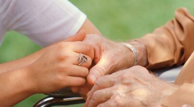 Avviso rivolto ai nuclei familiari per la domanda di Buoni servizio per l’accesso ai servizi a ciclo diurno e domiciliari per anziani e persone con disabilità